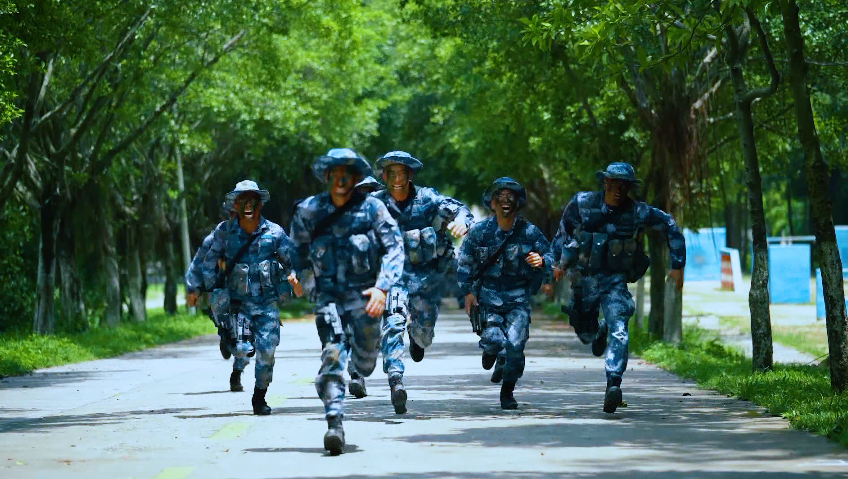 征兵公益宣傳片《參軍報國 不負韶華》