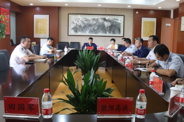 邵波副政委到太倉大隊<br>開展“不忘初心、牢記使命”主題教育專題調(diào)研